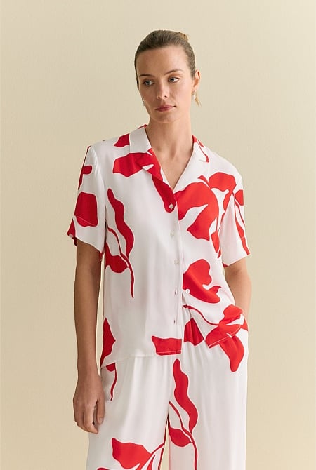 Shadow Palm Draped Short Sleeve Shirt