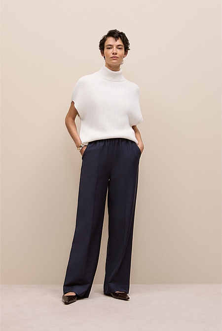 Pintucked Pull On Pant