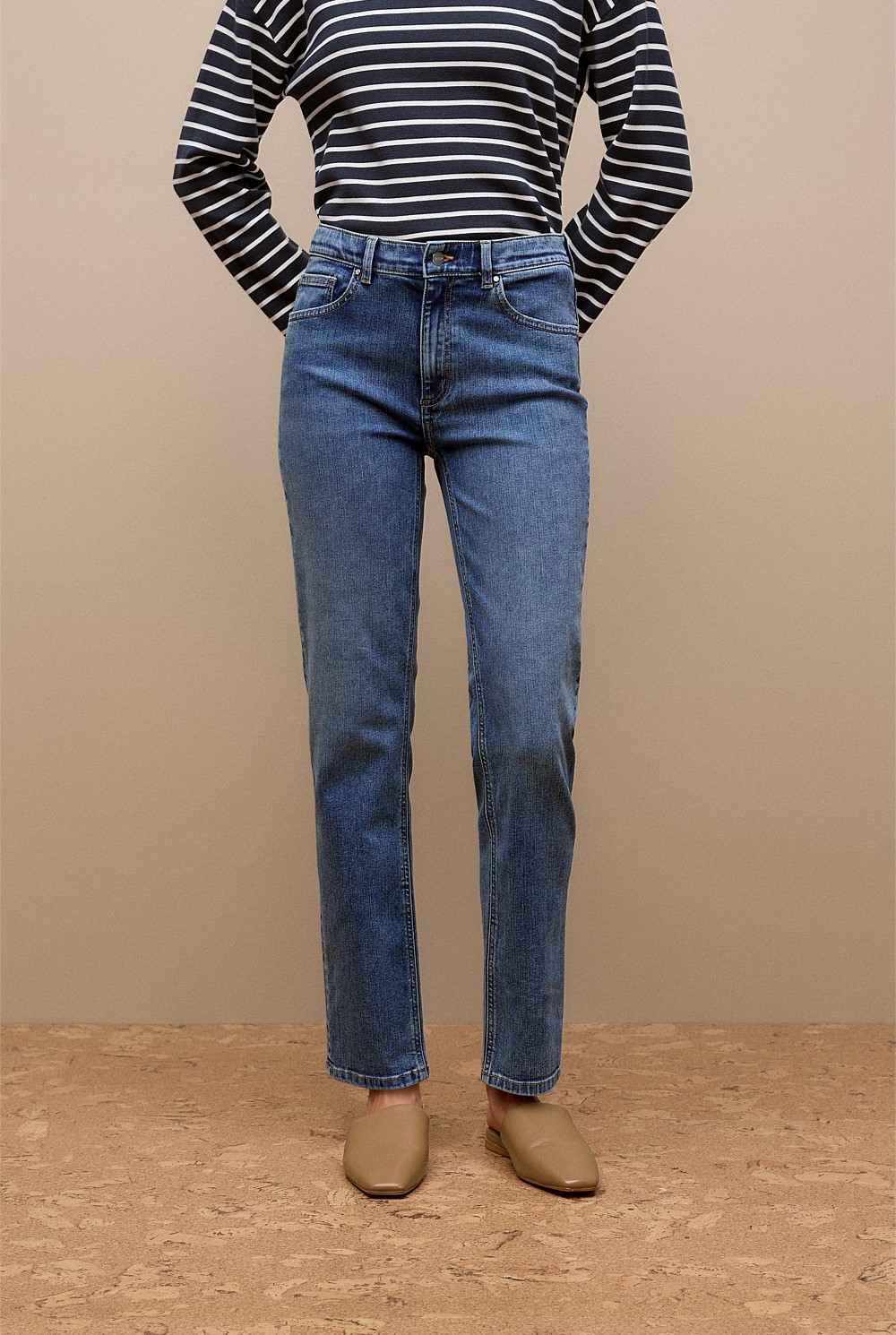 Vintage Wash Denim Mid Rise Straight Leg Jean WOMEN Pants Trenery